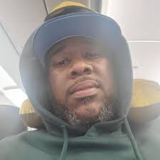 Mass class reunion for 1996 graduates?