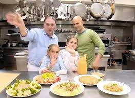 Chef Jose Andres With Chef Sam Kass And Two Of His Daughters Food Bon Appetit Magazine Culinary