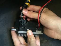 1995 jeep grand cherokee limited fuse diagram wiring. 1999 2004 Jeep Grand Cherokee Ac Heater Fan Wire Connector Repair 1999 2000 2001 2002 2003 2004 Ifixit Repair Guide