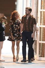 Thomas gosling), мать донна гослинг (англ. Ryan Gosling And Eva Mendes Share The Look Of Love On A Romantic Date Night Out In Los Angeles Daily Mail Online