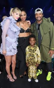 Future zahir wilburn has got some moves! Taylor Swift News V Twitter Taylor With Ciara Russell Wilson And Future Zahir Wilburn Bbmas
