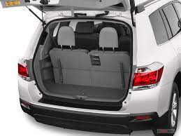 9 pieces include：reading light (6 piece) sun visor vanity mirror lights (2 piece) trunk cargo light (1 piece) lifespan: 2013 Toyota Highlander Pictures Trunk U S News World Report