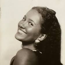 Camisha Smith's Instagram, Twitter & Facebook