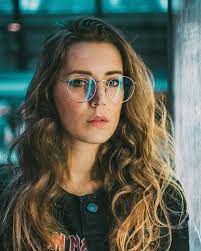 Beautiful Street Portrait Photography By Dennis Heeringa Photography Inspiration Portrait Teenager Photography Portrait Photography