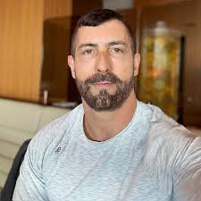 ☀️☀️ yes, we have shorts