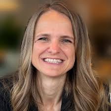 Prof Sarah-Jayne Blakemore (@sjblakemore)