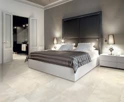 7 Mistakes To Avoid When Choosing Floor Tiles For Home Pisos Para Dormitorios Disenos De Dormitorios Dormitorio Con Estilo