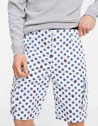 If you want to buy benetton items go to the mall at market street. yelp. United Colors Of Benetton T Shirts Jacken Und Hemden Von United Colours Of Benetton Shoppen Asos