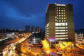 Holiday home vin jalan ipoh is ideally situated at no 15 jalan kolam air 3, jalah ipoh in chow kit district of kuala lumpur only in 2.3 km from the centre. Cairnhill Hotel Kuala Lumpur Kuala Lumpur Updated 2021 Prices