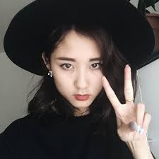 Truy tìm 'signature item' của hội fashionista Việt