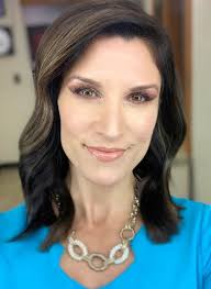 New hair color! 💁🏻‍♀️ What do you...