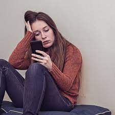 Instagram met en place des outils pour lutter contre la dépression : Femme Actuelle Le MAG