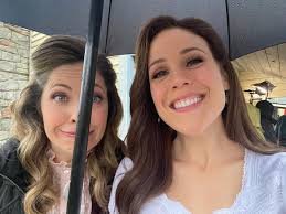 🚫 🎡 ⛈ 👩🏻‍🤝‍👩🏼