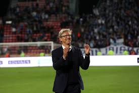 In 2004 he scored two goals and was named a swedish national league coach after scoring three. Uusi Sopimus Markku Kanerva Jatkaa Huuhkajien Paavalmentajana Pitkaan Suomifutis