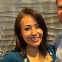 800+ "Zeida" profiles