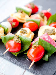 Köstliche salate, scharfe saucen und selbst gemachte eingelegte spezialitäten runden das grillfest erst wirklich ab. 10 Schnelle Grillbeilagen In Maximal 15 Minuten Zubereitet