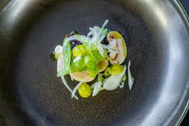 He uses best beef fillet to make this recipe the height of luxury. Tocnyrfweylopm