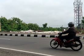 Inilah lowongan kerja pt taekwang terbaru di subang 2021. Tumpukan Sampah Di Jl Ring Road Mojosongo Solo Terlihat Sejak 2017 Di Peta Google