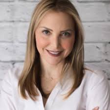 Kim Michelson's Instagram, Twitter & Facebook