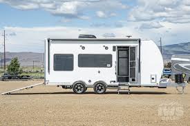 25 foot front load toy hauler for 6 seat with side deck/11 ft garage/slide out. Bump Pull Toy Haulers Iws Trailers