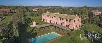 Domaine De Luxe Avec Piscine A Vendre En Maremma Lionard