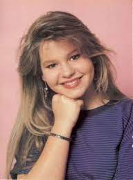 Though the actress doesn't sound too worried about aging, she's not ruling anything out when to comes to cosmetic procedures. Candace Cameron Plastic Surgery Before And After Photos Candace Cameron Candace Cameron Bure Hairstyles Dj Tanner