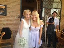 10:06 pro tv 30 483. Dana Rogoz A Lipsit De La Nunta Prietenei Sale Laura Cosoi Vezi Motivul Ele Ro