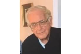 Kimberly Ruediger's Instagram, Twitter & Facebook