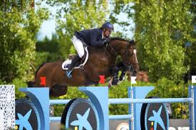 It almost looks strange because the rest of the world cup horses have martingales and breastplates on. Streep Door Spelen Australische Springruiter Jamie Kermond Gepakt Met Cocaine Horses Nl