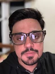 Men's Panama Jack polarized sunglasses by Foster Grant. • Polarized blue  mirror lenses • Tortoiseshell brown frame • Model AH1224 • 54-23 size  (medium fit) • UV protection • Comfortable everyday style