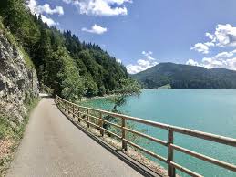 Die Walchensee Umrundung Zu Fuss Am Nordufer Walchensee Allgau Urlaub Radtour