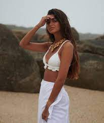 Francisca cerqueira gomes faz sucesso nas redes sociais. Tvi Esclarece Finalmente Presenca Polemica De Filha De Maria Cerqueira Gomes Em Novela Nacional Flash
