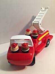 Vintage little tikes green farm truck two toddle tots chunky people a dog toy little tikes farm trucks dog toys from i.pinimg.com toy story mcdonald s happy meal toys unboxing. Little Tikes Vintage Toddle Tots Red Fire Truck Engine With Firefighters Fire Trucks Red Fire Truck Engine
