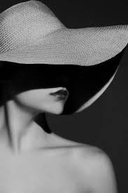 Black And White Fashion Photography Landscape Pin By Baby On Model Black And White Landscape Black And White Photography Black And White Portraits