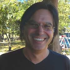 Con mucha consternación, comunicamos el fallecimiento de Silvio Giangreco,  docente de Introducción a la Sociología de la Facultad. Enviamos nuestras  condolencias y acompañamos a sus familiares y seres queridos en este duro