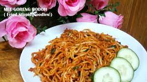 1/2 kg mee kuning yang di cuci. Cara Buat Mee Goreng Bodoh ç¬¨ç‚'é¢ Fried Stupid Noodles Resepi Chef Alexiswandy Youtube