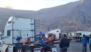 Vor 17 stunden · el camionero se trasladaba desde mejillones cuando un grupo de personas comenzó a lanzarle piedras. L4pvgaowsfta7m