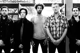 Dave grohl, kyle glass, josh homme, will ferrell, jack black, eddie vedder and beck. Ditch This Magazine Josh Homme I M Getting Sick Of Everyone Telling Everyone What To Do During Qotsa S Performance At Mad Cool