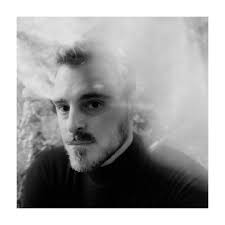 Happy new years all you lovely people 😘 Long post ⬇️ I hope it was a good  one! I was in bed by 1030pm hahaha👄 Photo @jhapes 🧙‍♂️ 2020 was weird and