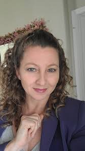 Allison Dietz's Instagram, Twitter & Facebook