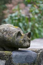 Cat Statue In Nearing Garden Outdoor Statues Cat Statue Garden Statues