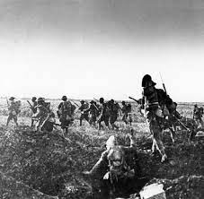 Nicoll englands krieg gegen deutschland ursachen, methoden und folgen des zweiten weltkrieges 576 seiten, 33 abbildungen, leinen, gebunden. Erster Weltkrieg Der Kriegseintritt Kostete England Sein Empire Welt