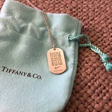 For the nagoya women's marathon, runners have to ballot for a race slot and the ballot had initially opened around september last year. Nike Women S Marathon Tiffany Necklace Cheap Online