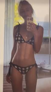 Kiernan Shipka Nude Hot Content - For Your Viewing Pleasure