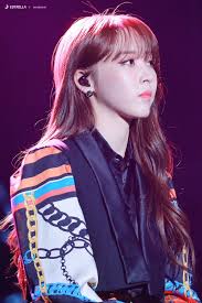 Get her new album 'dark side of the moon' here. 190115 28th Seoul Music Awards C Estrella Do Not Edit Mamamoo Moonbyul Moonbyul Mamamoo
