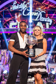 Oetker have teamed up with expert fondant fox to create this funky disco ball trophy cake to celebrate the strictly come dancing finals. Strictly Come Dancing Winners List Here Are All Past Champions From Bill Bailey To Alesha