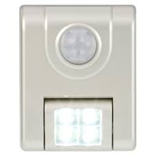 Consumer Electronics Sensors Motion Detectors Light It By Fulcrum 20043 308 4 Led Wireless Motion Sensor Light White