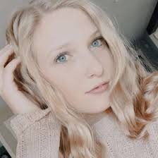 Kayleigh Arnold (kmarnold03)