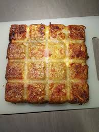 Gateau Aux Pommes De Terre Jambon Et Vache Qui Rit Avec Le Moule Tablette De Guy Demarle Un Regal Sandoline Gateau De Pomme De Terre Recettes De Cuisine Recette Pomme