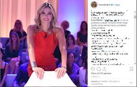 Pagina fan dedicata alla bellissima conduttrice francesca fialdini Francesca Fialdini Perche Porta Sempre Le Stesse Scarpe